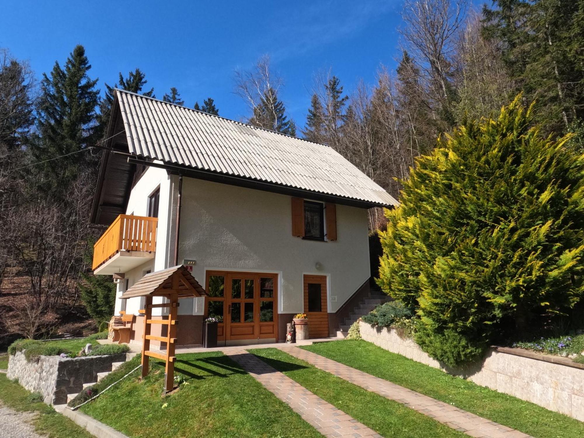 Holiday Home Forest Peace, Lavrovec Hlevni Vrh Bagian luar foto